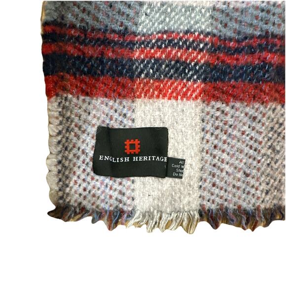 45X33 English Heritage 100% Wool Fringed Plaid Blanket Blue Red Gray Throw - Picture 4 of 6
